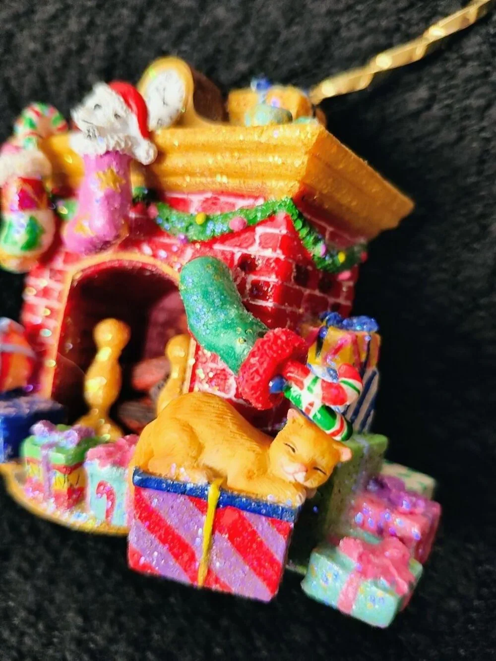 Vintage Christmas Fireplace Ornament Miniature Stocking & Gifts Tabletop Decor 3